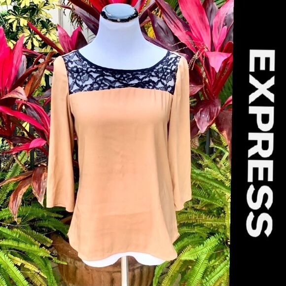 🍍3/$15🍍 Express 3/4 Sleeve Blouse - Picture 1 of 6